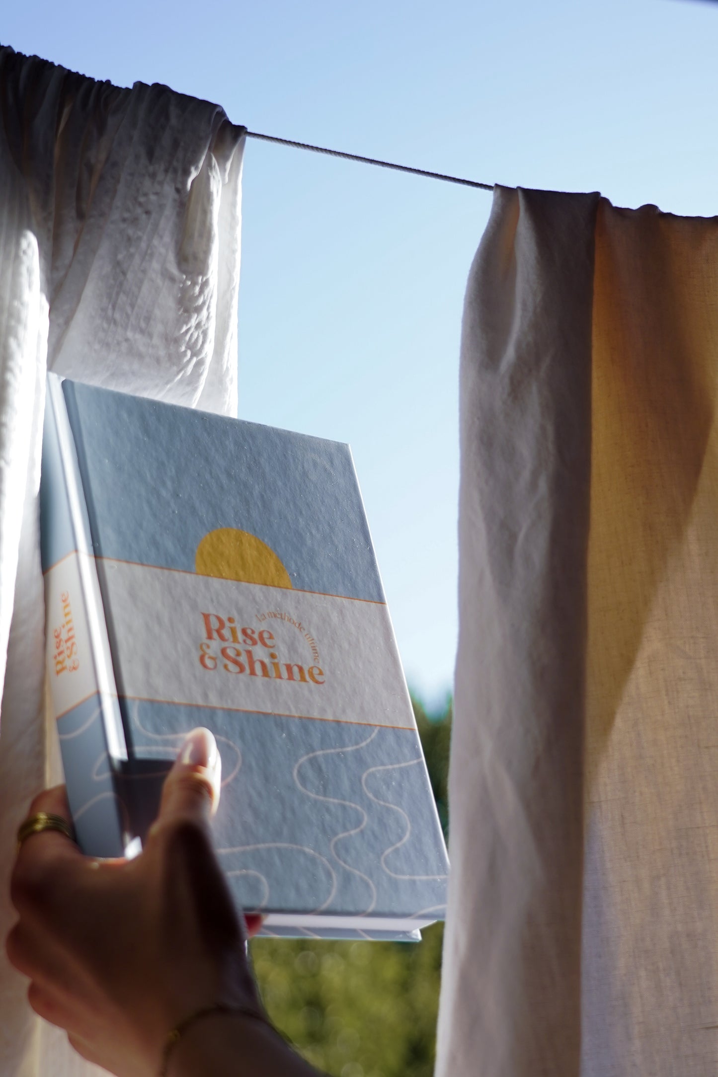 L'agenda bleu ciel x la pochette +trousse +chouchou (édition limitée)