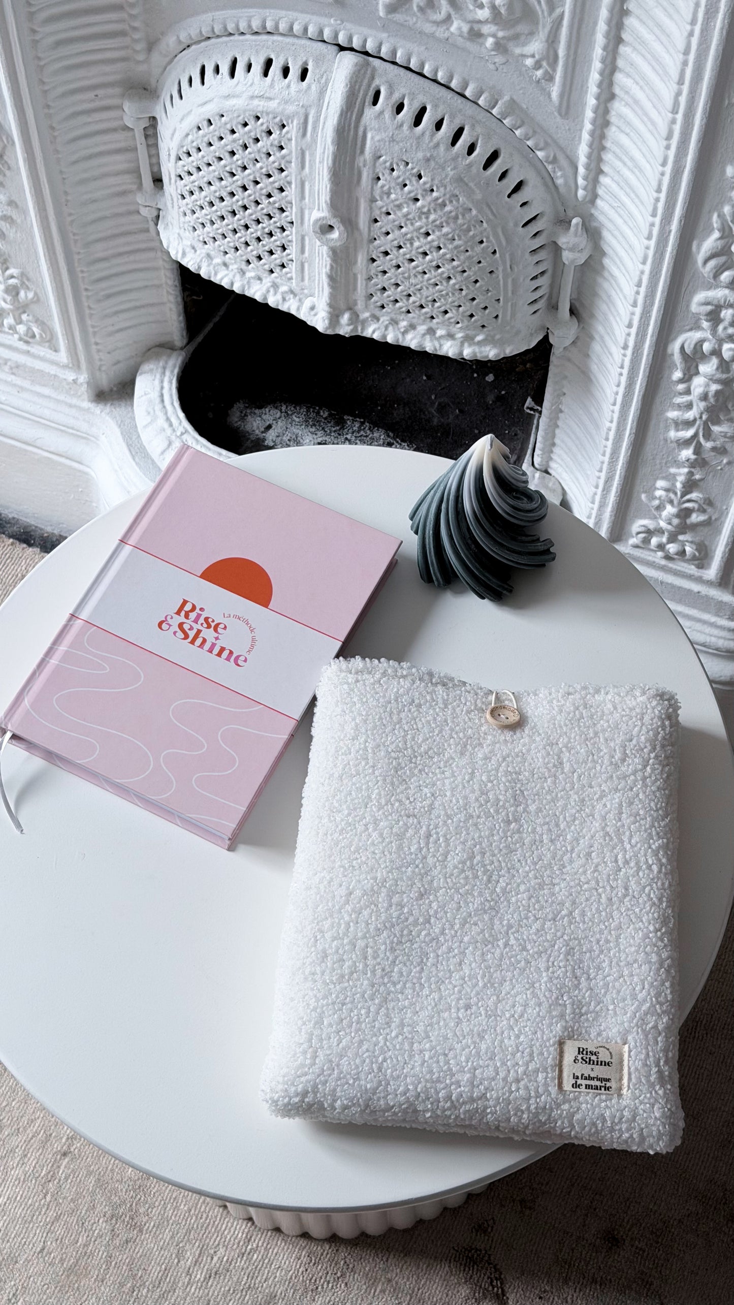 La pochette La Fabrique de Marie x Rise&Shine (édition limitée)