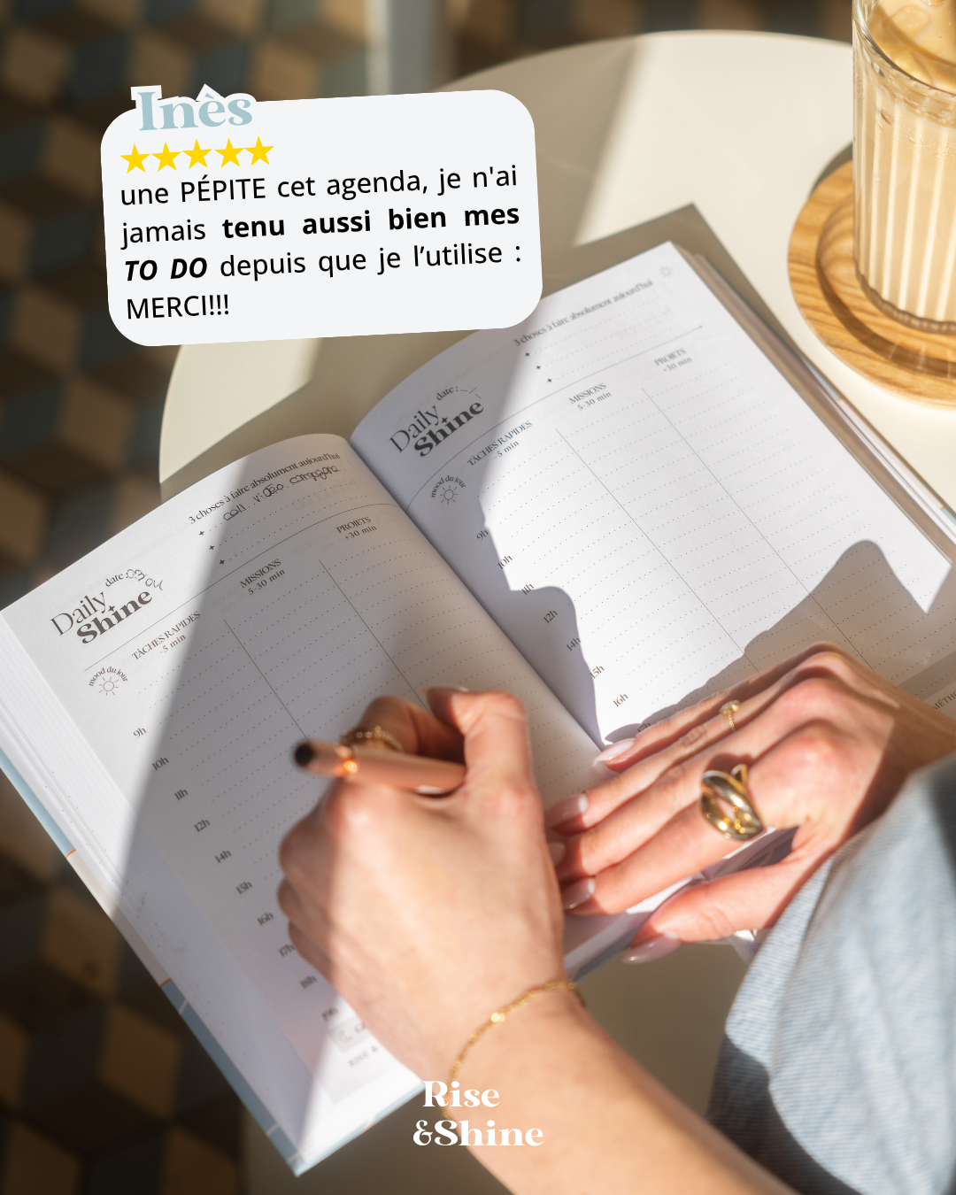 L'agenda bleu ciel (non-daté)